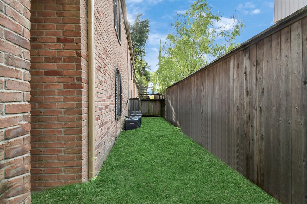 2255 Braeswood Park Drive #133, Houston, Texas image 35