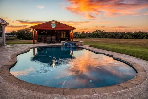 A home in Navasota