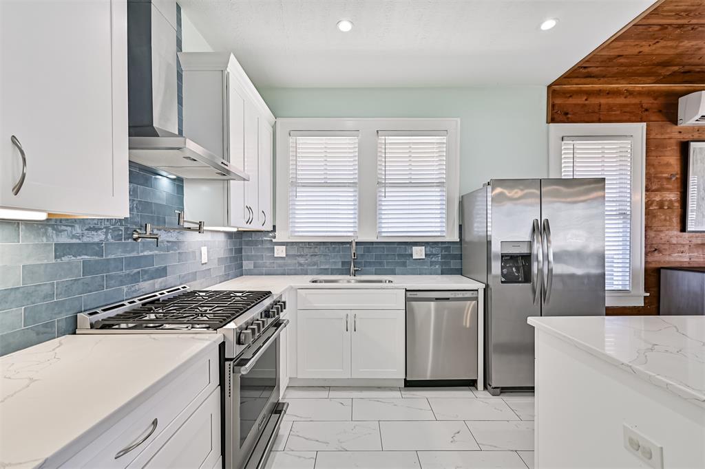 3519 Avenue R 1/2, Galveston, Texas image 15