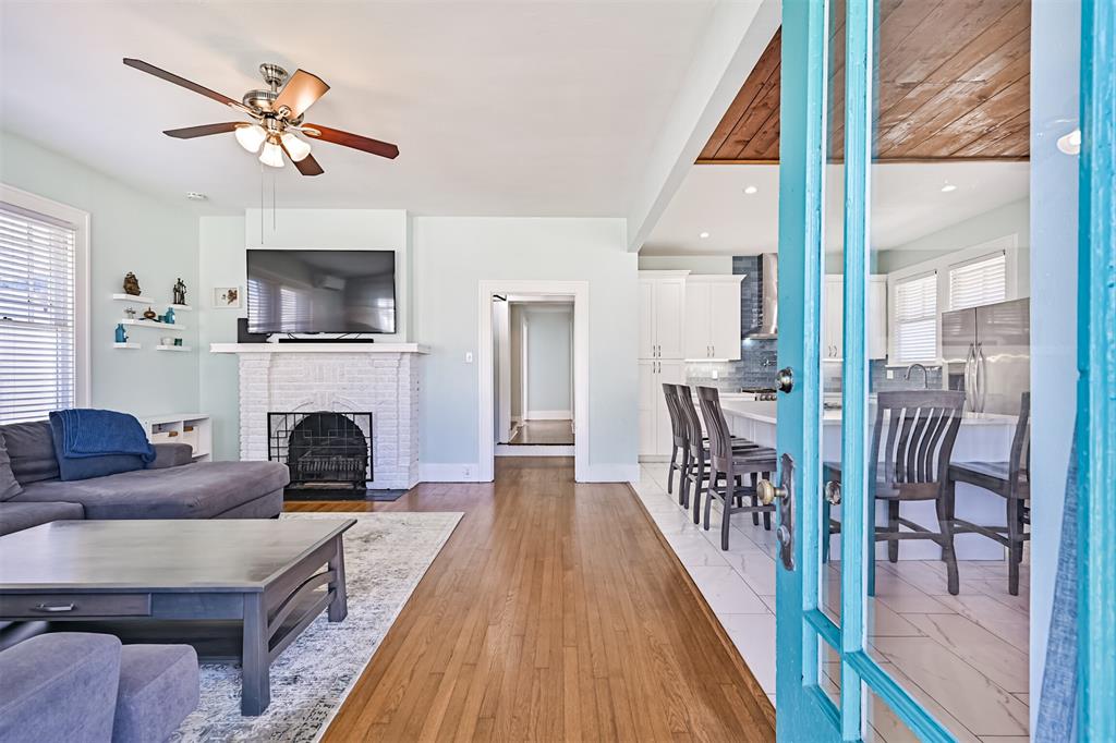 3519 Avenue R 1/2, Galveston, Texas image 6