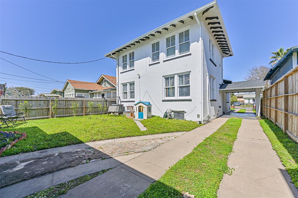 3519 Avenue R 1/2, Galveston, Texas image 38