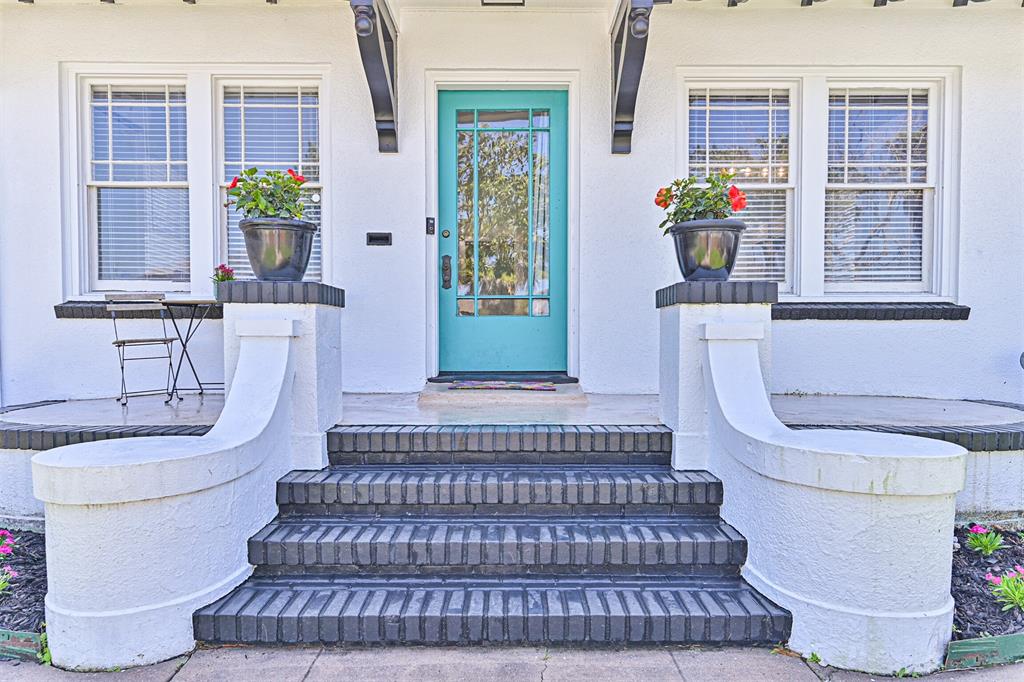 3519 Avenue R 1/2, Galveston, Texas image 4