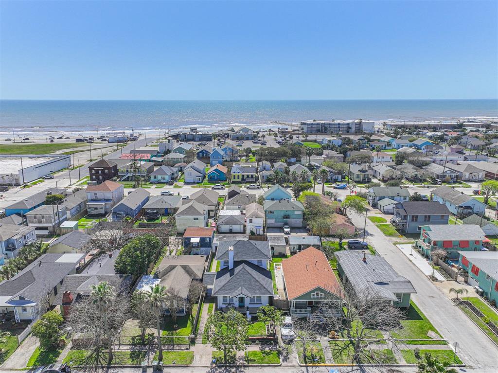 3519 Avenue R 1/2, Galveston, Texas image 41