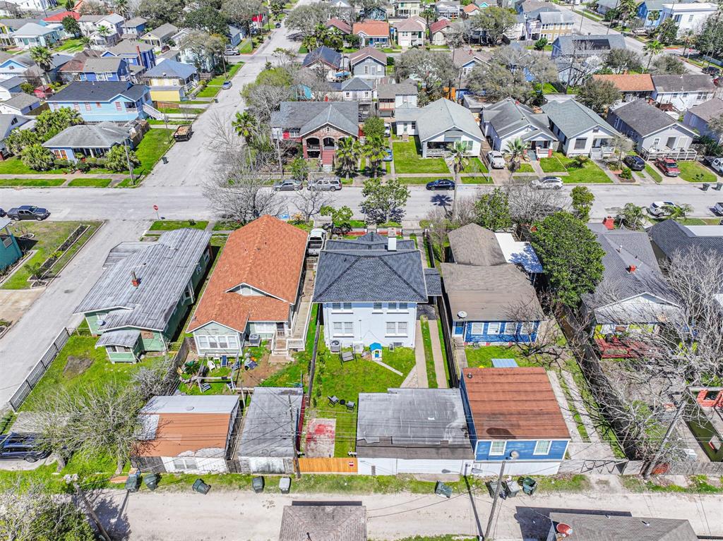 3519 Avenue R 1/2, Galveston, Texas image 44