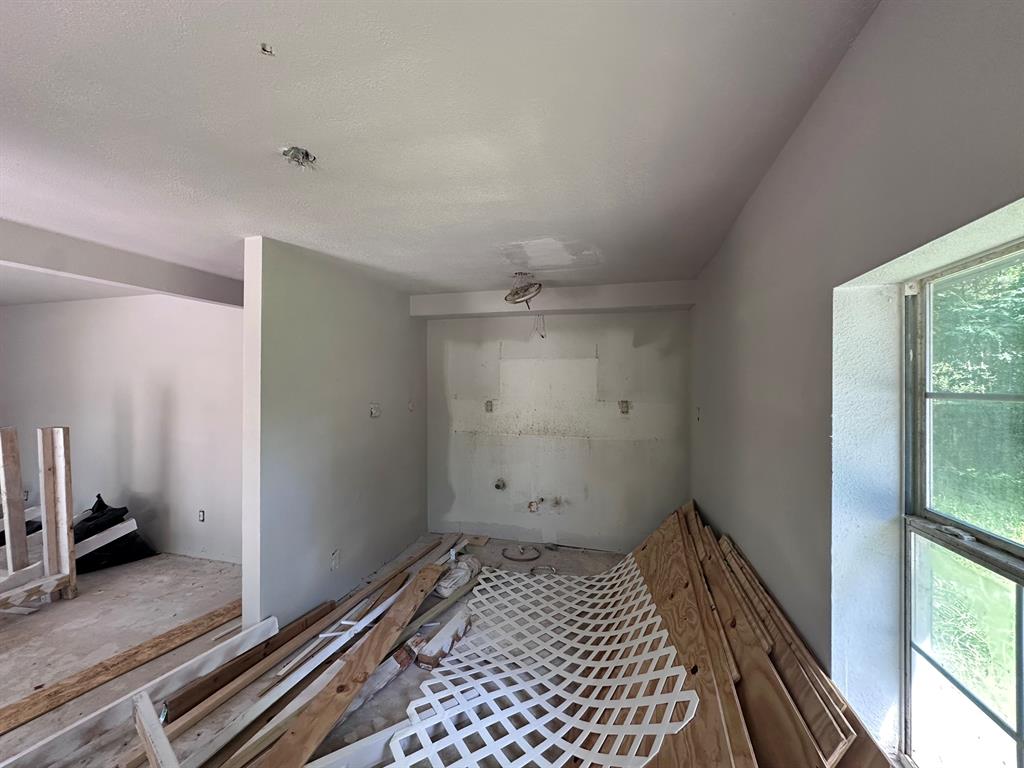 311 Shady Lane, Livingston, Texas image 6
