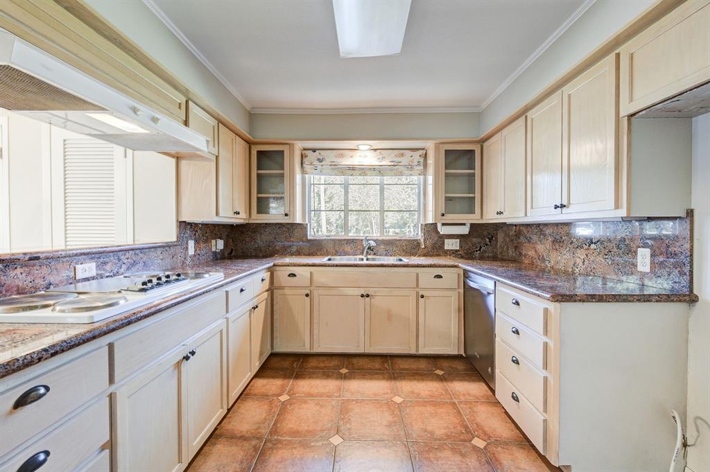 10314 Memorial Drive, Houston, Texas image 18