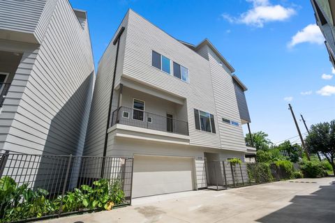 2118 Dennis Street Houston TX 77004