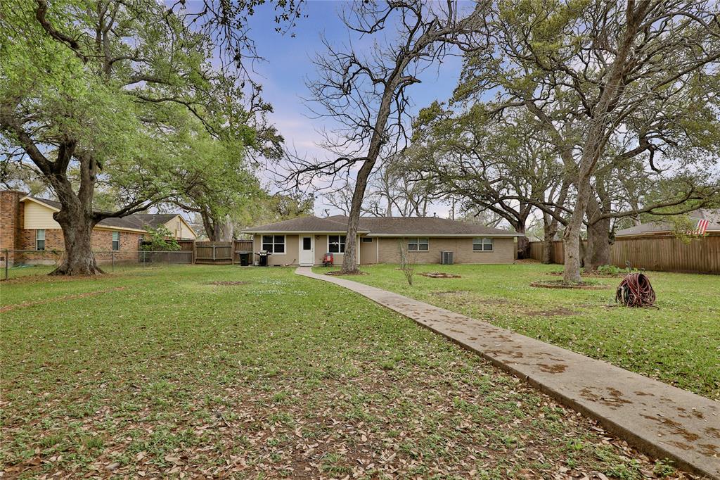 119 Willenberg Road, Lake Jackson, Texas image 42