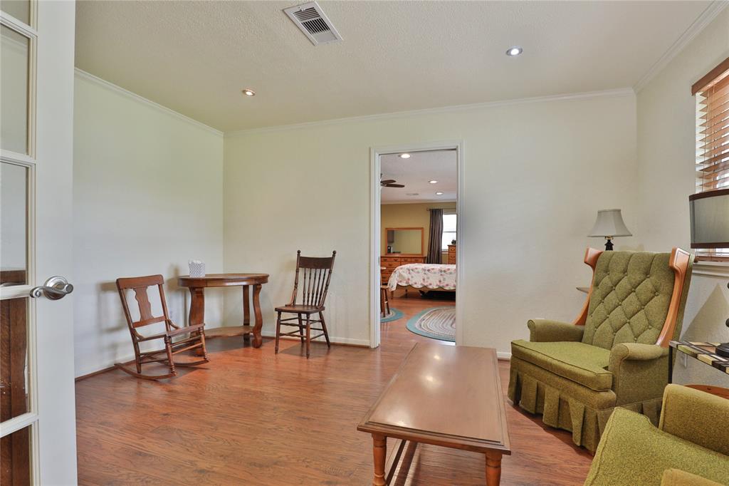 119 Willenberg Road, Lake Jackson, Texas image 6