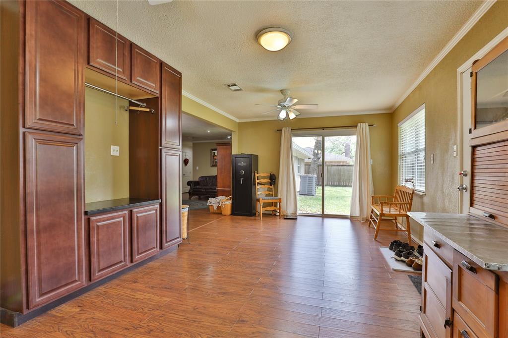 119 Willenberg Road, Lake Jackson, Texas image 18