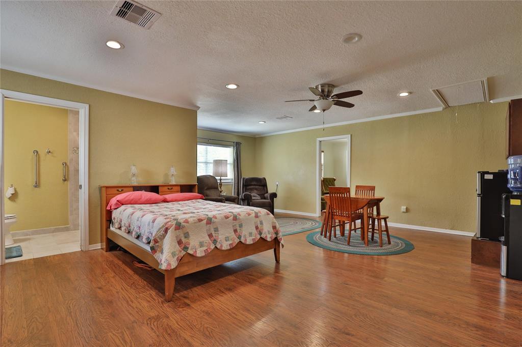 119 Willenberg Road, Lake Jackson, Texas image 22