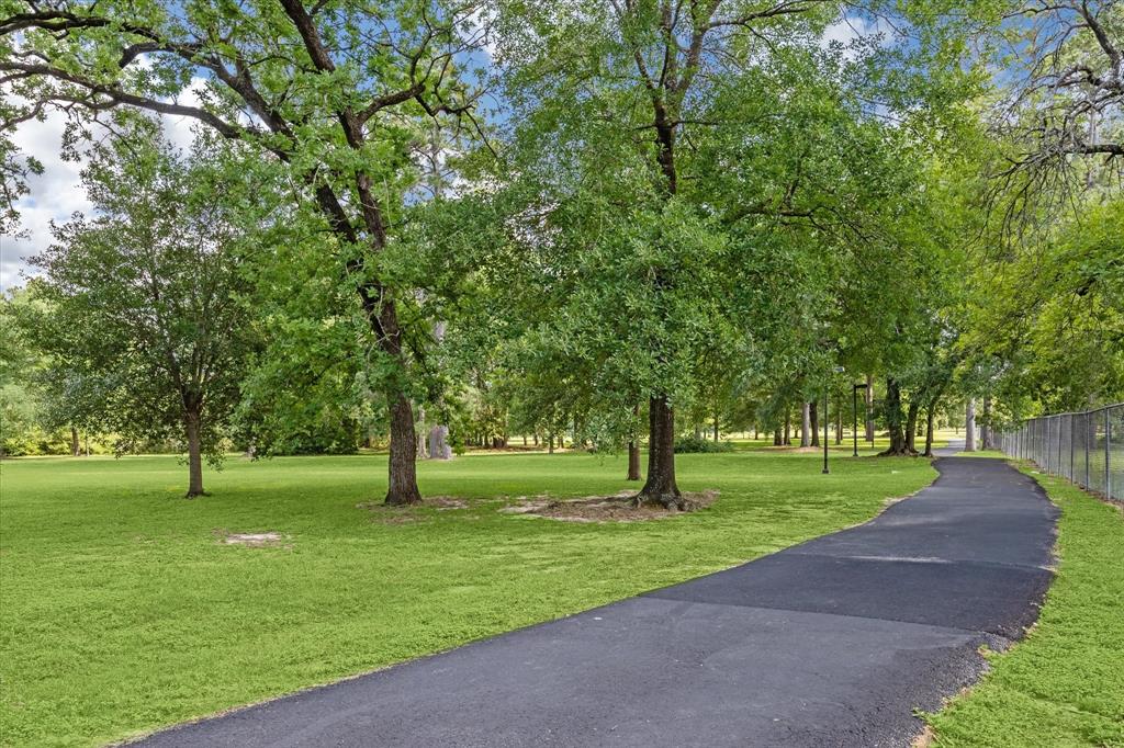 11910 Knobcrest Drive, Houston, Texas image 28