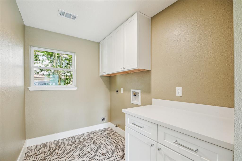 11910 Knobcrest Drive, Houston, Texas image 22