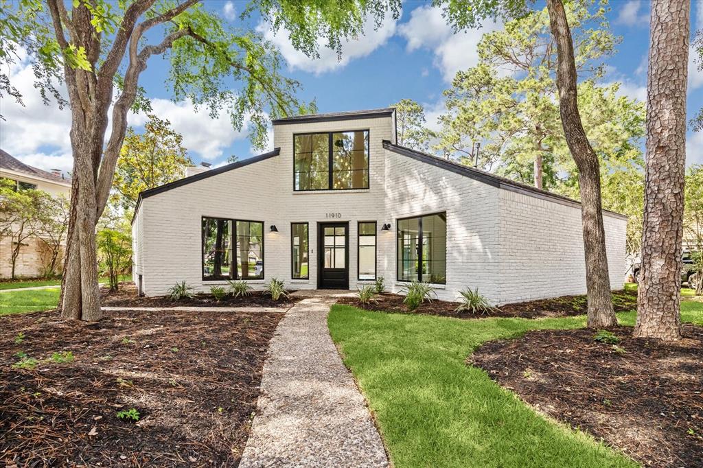 11910 Knobcrest Drive, Houston, Texas image 5