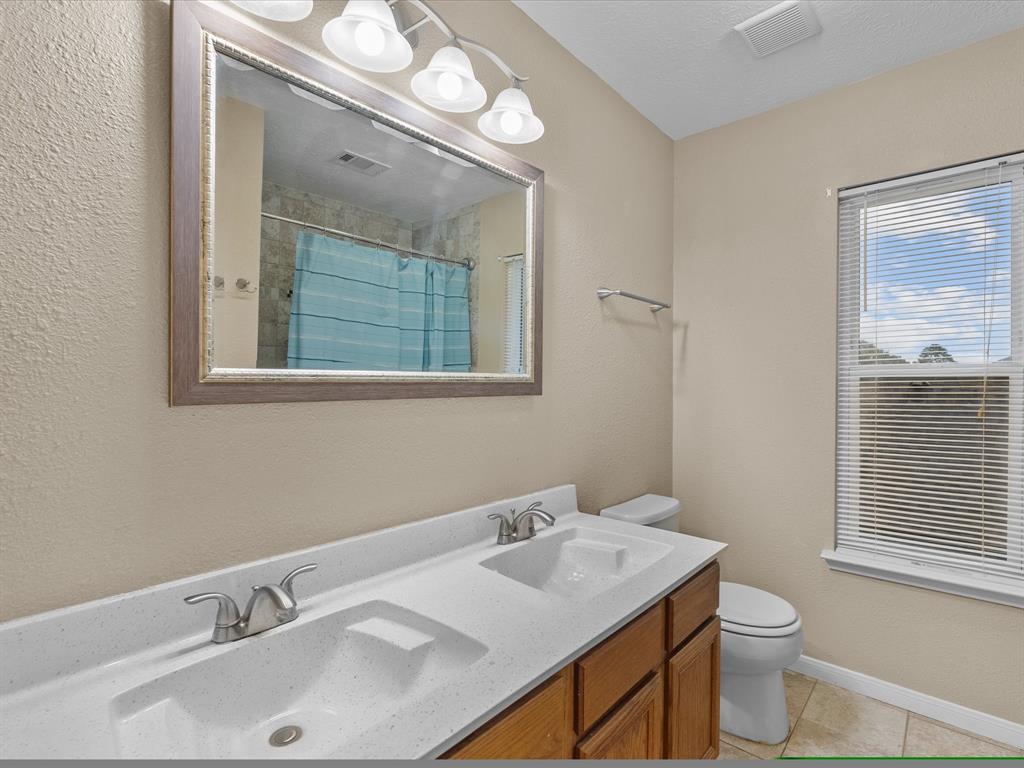 3814 Oak Dale Drive, Pearland, Texas image 24