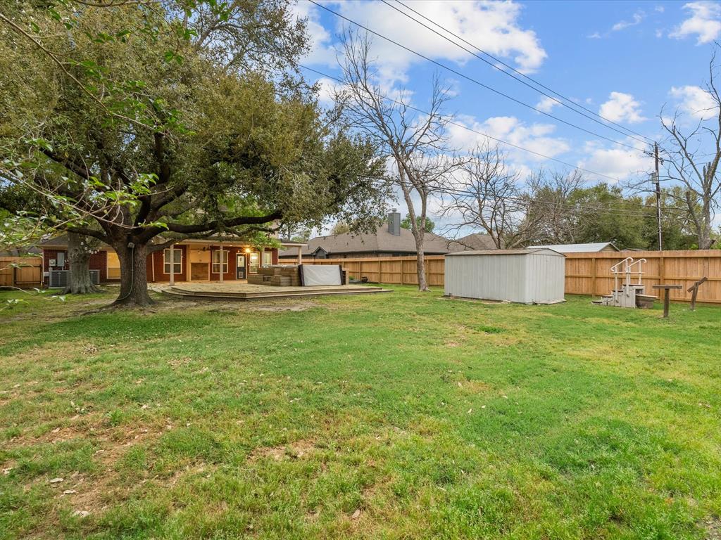 3814 Oak Dale Drive, Pearland, Texas image 37