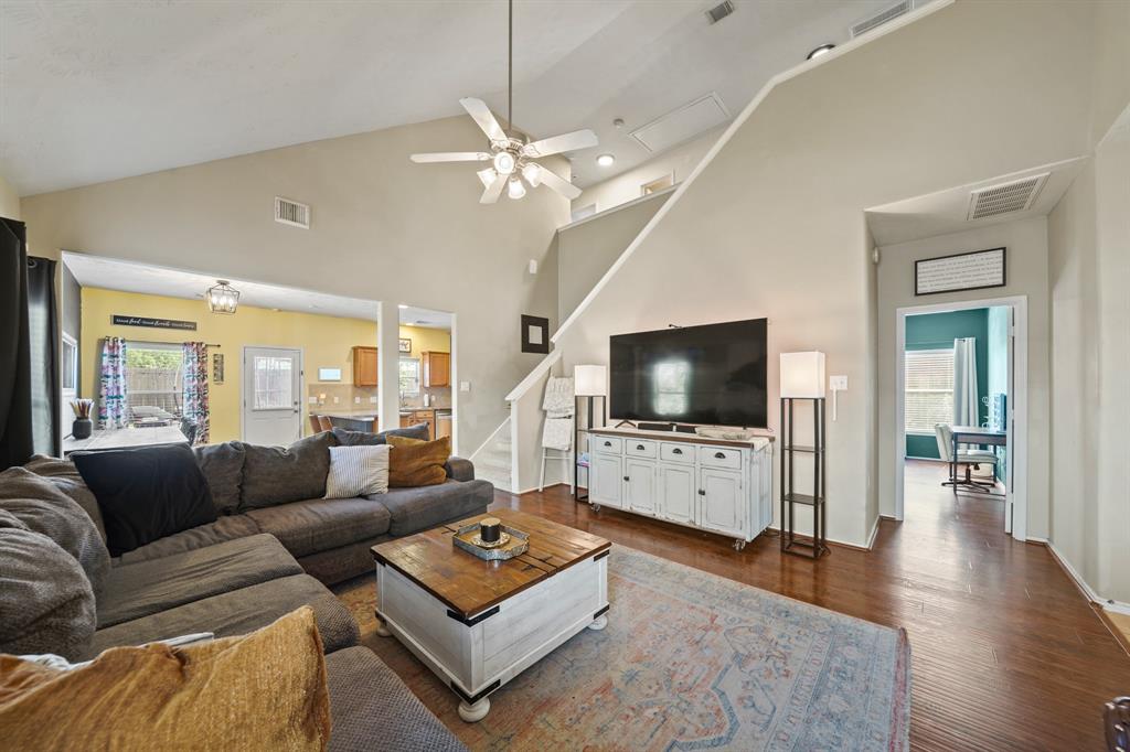 18006 June Oak Street, Cypress, Texas image 2