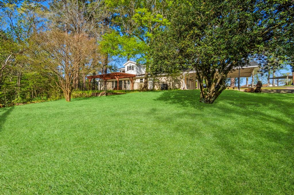 420 E Lake Drive, Livingston, Texas image 47