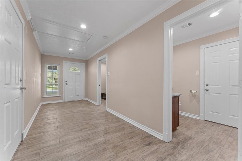 420 E Lake Drive, Livingston, Texas image 30
