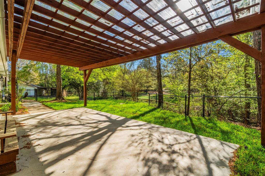 420 E Lake Drive, Livingston, Texas image 44