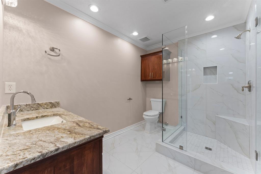 420 E Lake Drive, Livingston, Texas image 20