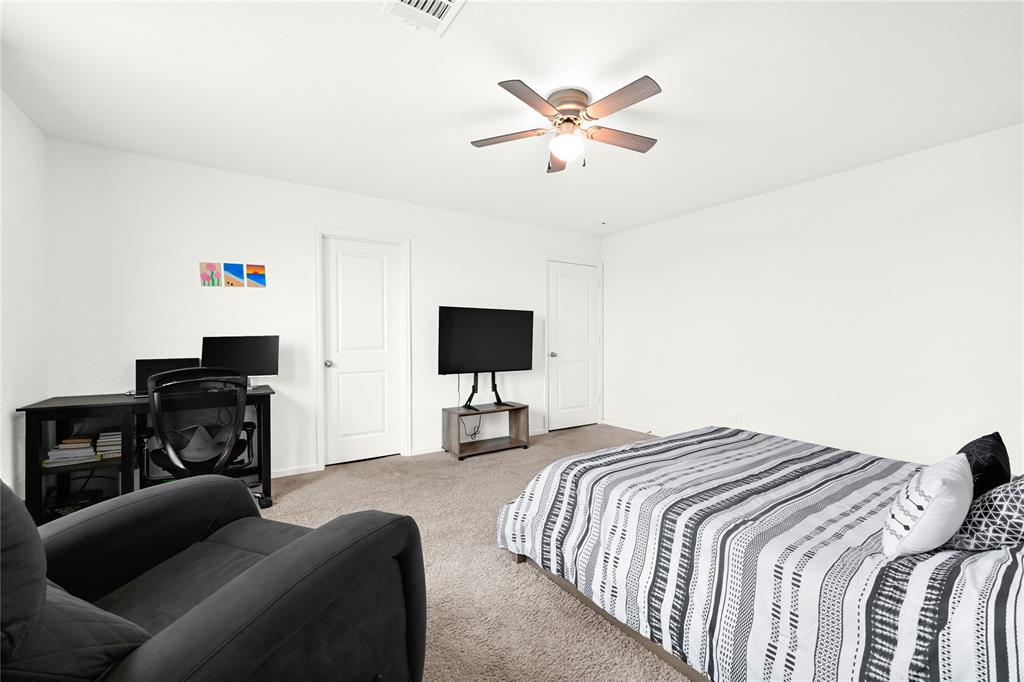 1013 Lacebark Pine Lane, Brookshire, Texas image 16