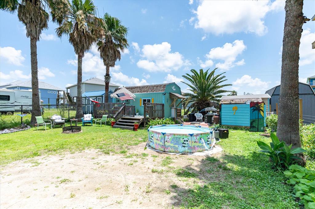 915 Meynig Drive, Crystal Beach, Texas image 16