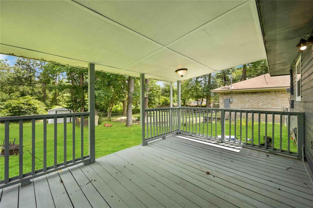 304 Jill Street, Conroe, Texas image 8