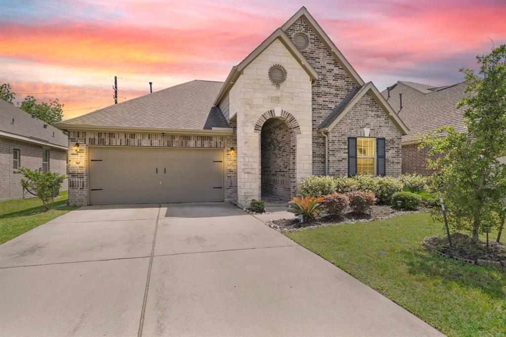 310 Polar Bear Trail, Crosby, Texas image 1