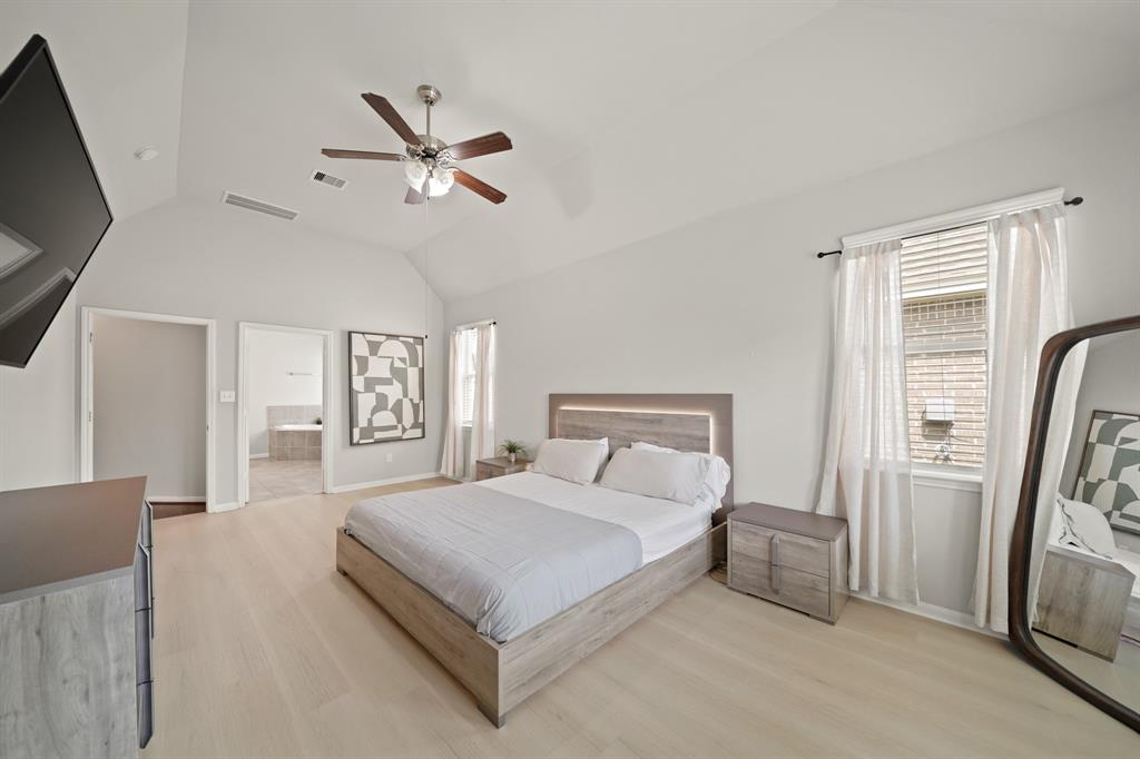 310 Polar Bear Trail, Crosby, Texas image 23