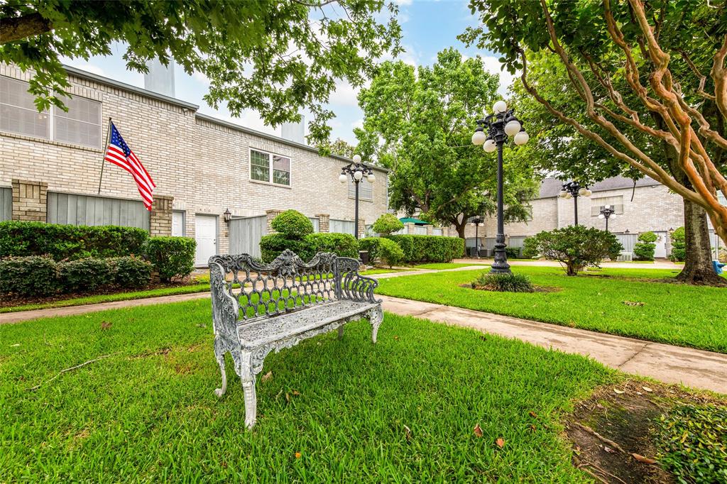 368 Wilcrest Drive, Houston, Texas image 1