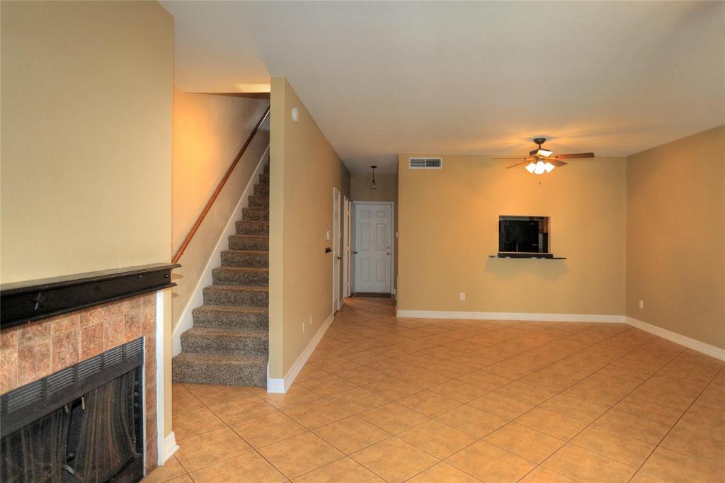 368 Wilcrest Drive, Houston, Texas image 3