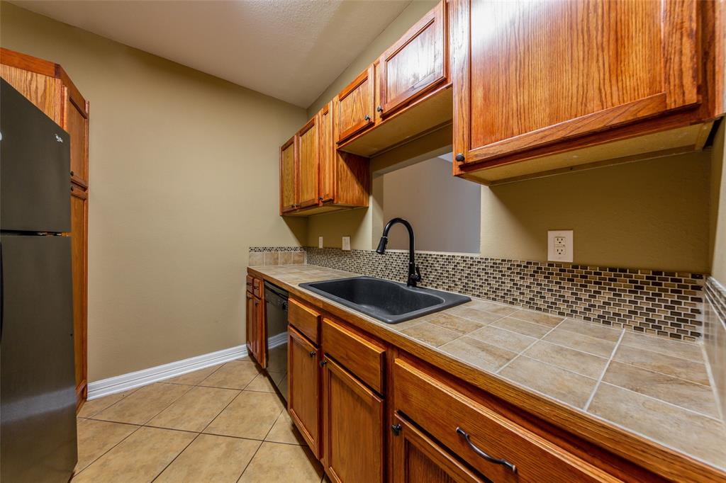 368 Wilcrest Drive, Houston, Texas image 8