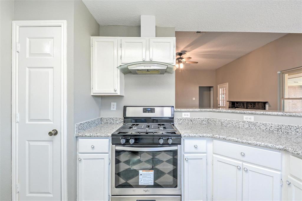 2410 Caroline Street, Dickinson, Texas image 21