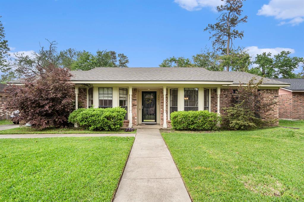 17511 Possums Run Drive, Humble, Texas image 1