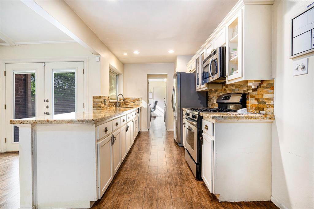 17511 Possums Run Drive, Humble, Texas image 12