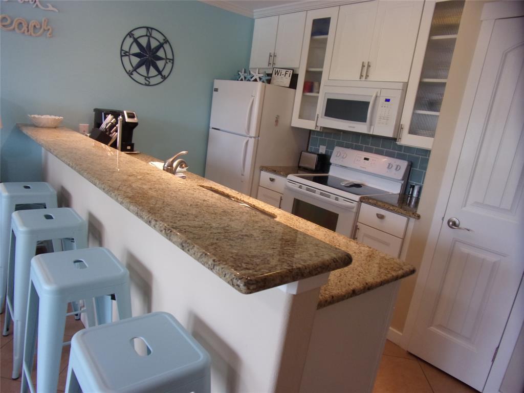 9520 Seawall Boulevard 139