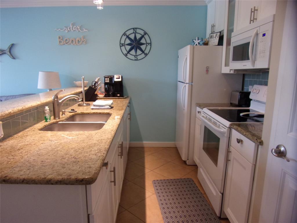 9520 Seawall Boulevard 139