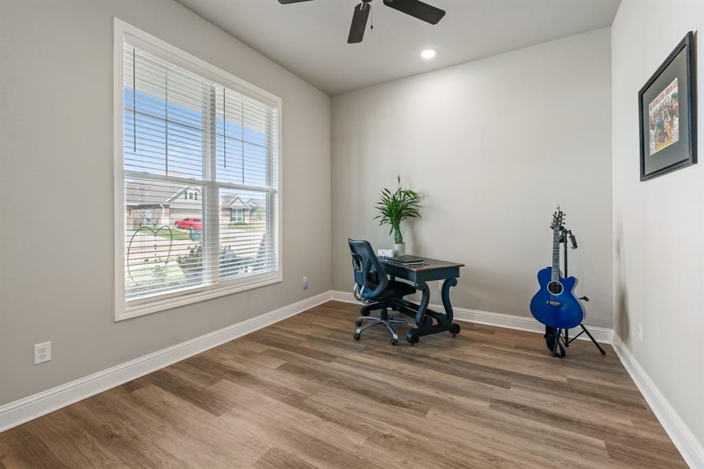5924 Eldora Drive, College Station, Texas image 6