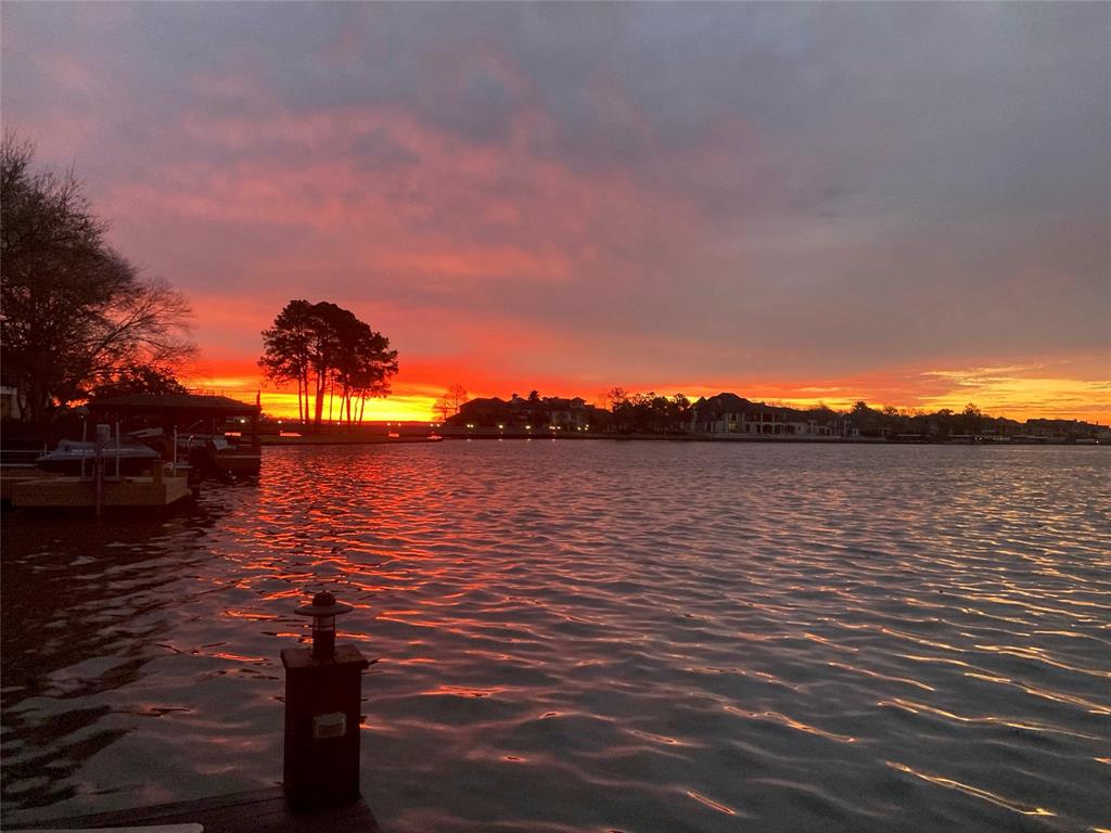 property-search 1 306 Club Island Court