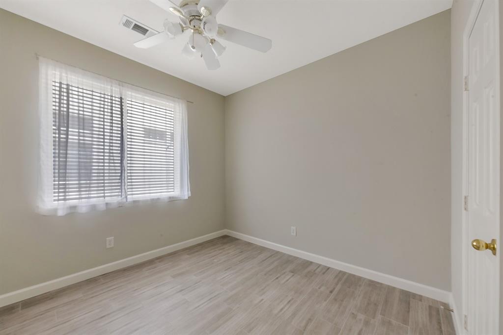 26 Hidden Meadow Drive, The Woodlands, Texas image 35