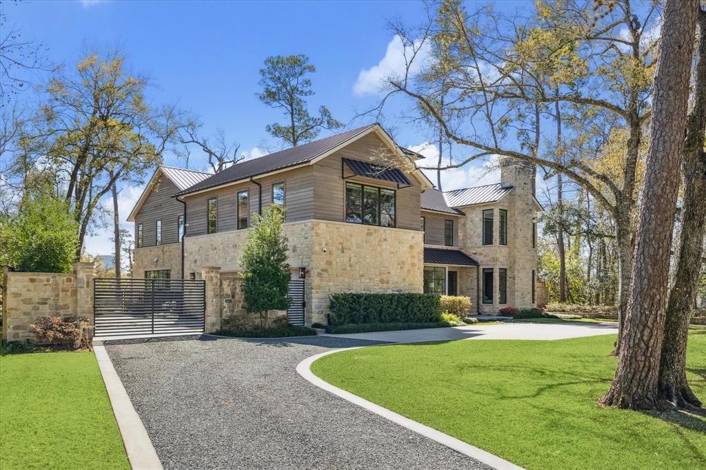 314 Hunters Trail Street