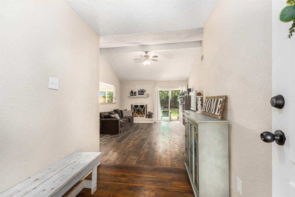 16811 Paint Rock Road, Friendswood, Texas image 5