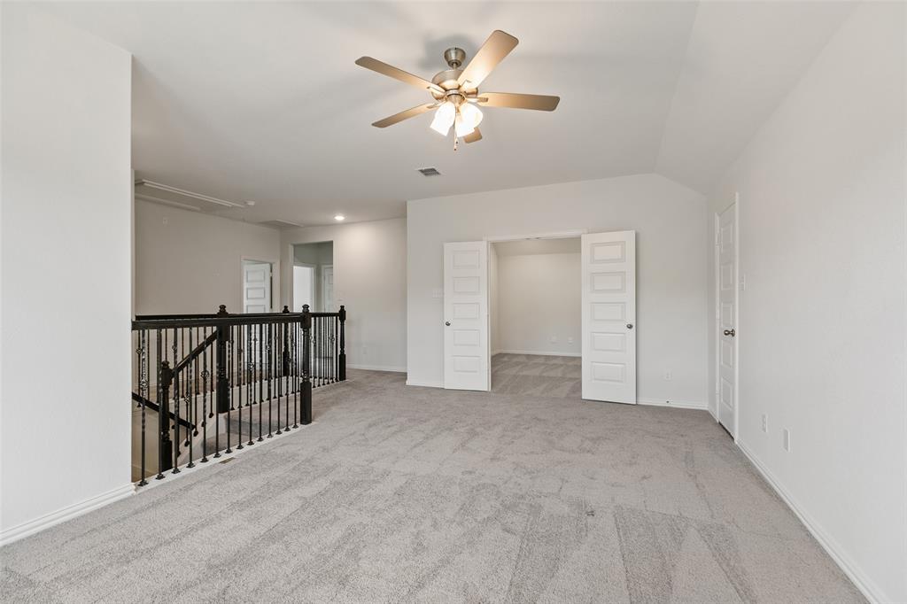 76 Thickets Grove Drive, Dayton, Texas image 12