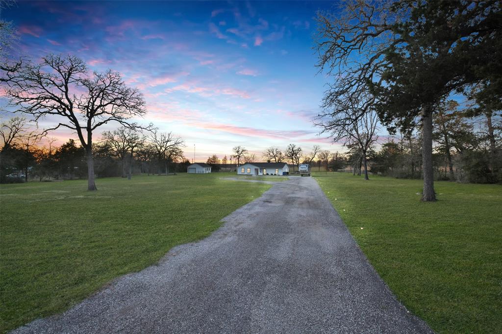 4620 Springfield Lane, Brenham, Texas image 3