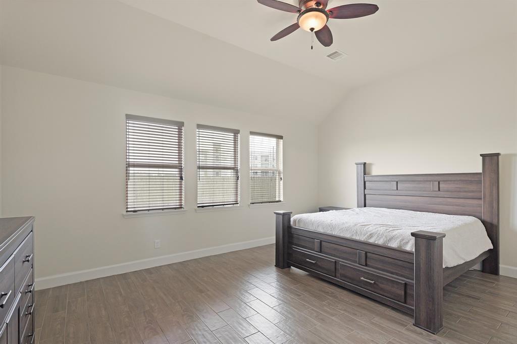 12042 Sunset Range Drive, Humble, Texas image 21