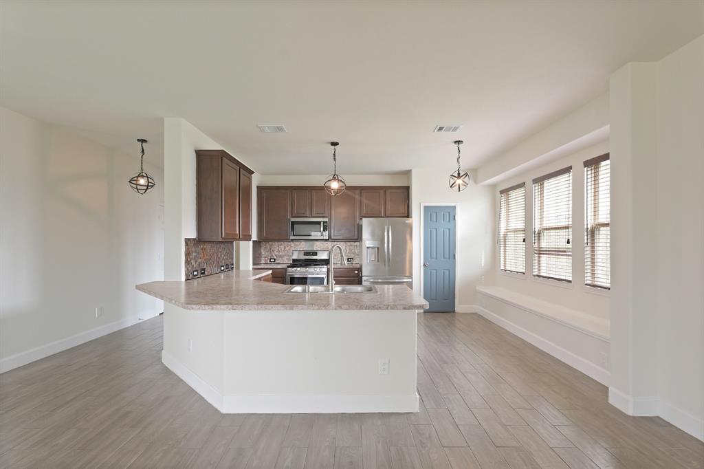 12042 Sunset Range Drive, Humble, Texas image 14