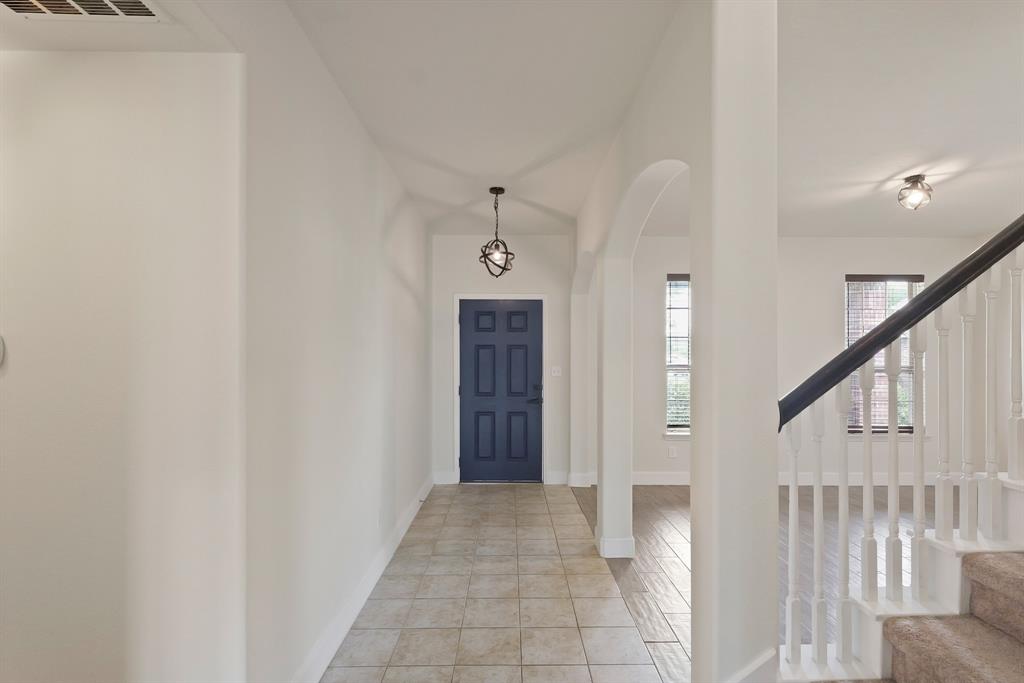 12042 Sunset Range Drive, Humble, Texas image 9
