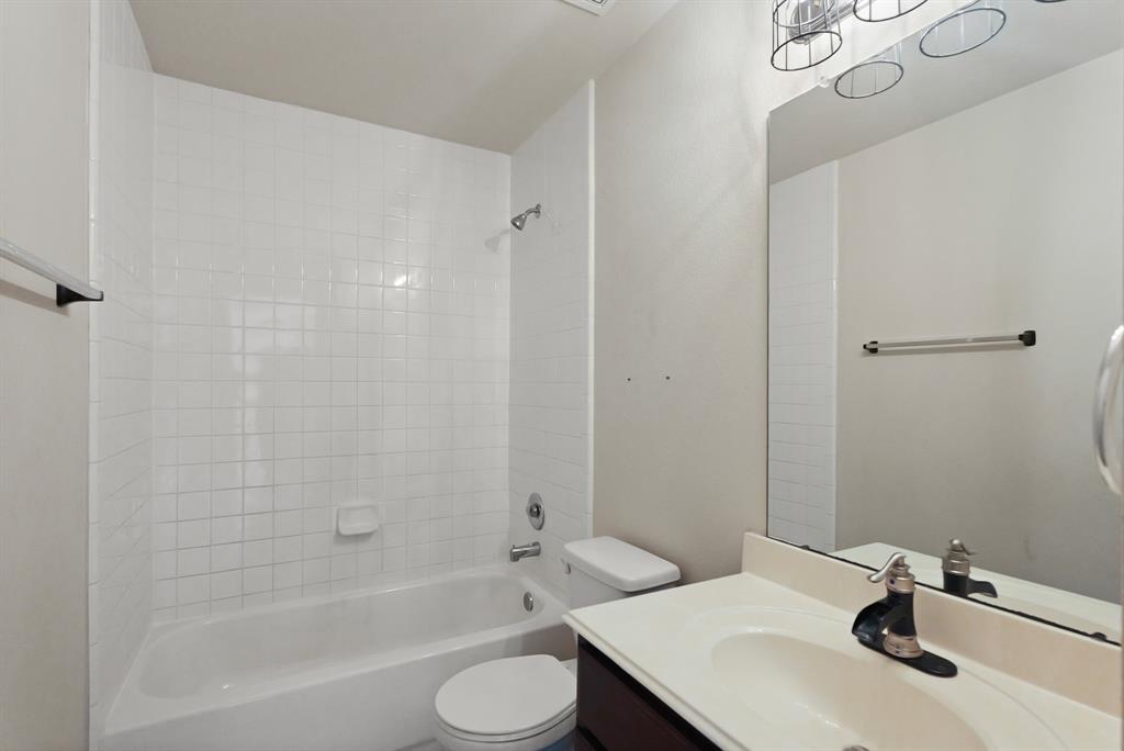 12042 Sunset Range Drive, Humble, Texas image 39