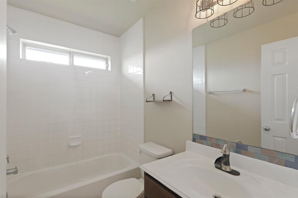 12042 Sunset Range Drive, Humble, Texas image 36